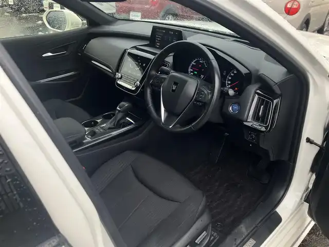 トヨタ クラウン ハイブリッド RS Four 道南・函館 2020(令2)年 2.8万km ホワイトパールクリスタルシャイン /純正ナビ//フルセグTV//寒冷地仕様//バックカメラ//クルーズコントロール//ETC//シートヒーター//ハンドルヒーター//レーンキープアシスト//コーナーセンサー//ブラインドスポットモニター//レーンキープ