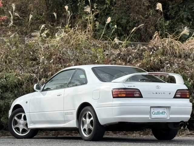 トヨタ カローラ レビン BZ－R 大分県 1997(平9)年 6.5万km スーパーホワイトⅡ 6MT/社外シフトノブ/キーレスキー