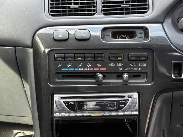 トヨタ カローラ レビン BZ－R 大分県 1997(平9)年 6.5万km スーパーホワイトⅡ 6MT/社外シフトノブ/キーレスキー