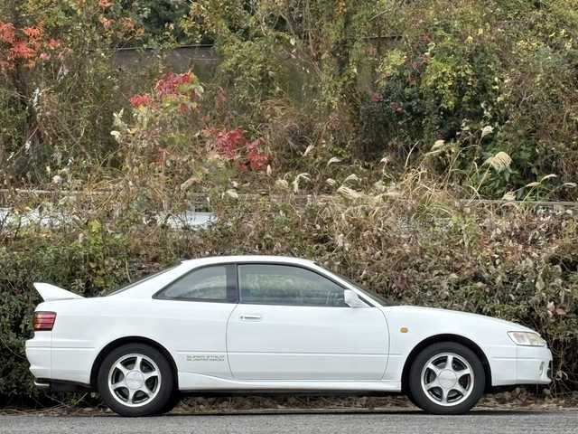 トヨタ カローラ レビン BZ－R 大分県 1997(平9)年 6.5万km スーパーホワイトⅡ 6MT/社外シフトノブ/キーレスキー