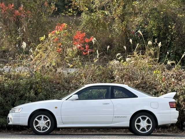 トヨタ カローラ レビン BZ－R 大分県 1997(平9)年 6.5万km スーパーホワイトⅡ 6MT/社外シフトノブ/キーレスキー