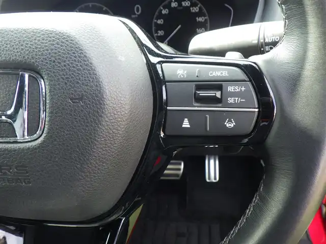 ホンダ シビック LX 千葉県 2021(令3)年 2.8万km プレミアムクリスタルレッドメタリック 235/40R18/ホンダセンシング/・衝突軽減ブレーキ（CMBS）/・車線維持支援システム（LKAS）/・アダプティブクルーズコントロール（ACC）/・後方誤発進抑制機能/・誤発進抑制機能/純正コネクトナビ/地デジTV/【Bluetooth接続】/バックカメラ/ドライブレコーダー（前後撮影）/革巻きステアリング/ステアリングスイッチ/パドルシフト/ETC（2.0）/LEDヘッドライト/ウインカーミラー/コーナーセンサー/rosso modelloマフラー/純正18インチアルミホイル/サイド/カーテンエアバッグ/スマートキー