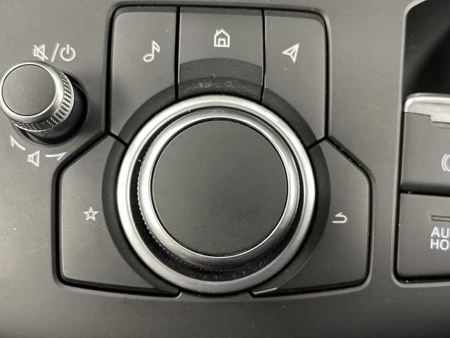 マツダ ＣＸ－５ XD フィールドジャーニー 岐阜県 2022(令4)年 1.4万km ジルコンサンドメタリック ・４WD/・ETC2.0/・ドライブレコーダー/・純正ナビ/（Bluetooth/USB/フルセグテレビ）/・全周囲カメラ/・ヘッドアップディスプレイ/・アダプティブクルーズコントロール/・パワーバックドア/・コーナーセンサー/・レーントレーシングアシスト/・シートヒーター（１，２列）/・ブラインドスポットモニター/・純正17インチアルミホイール/・純正LEDヘッドライト/・フォグランプ/・デジタルインナーミラー/・ステアリングヒーター/・パドルシフト/・オートマチックハイビーム