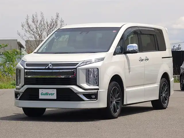 三菱 デリカＤ：５ アーバンギア G パワーパッケージ 山形県 2020(令2)年 8.2万km ウォームホワイトパール 4WD/衝突被害軽減システム/全周囲カメラ/両側パワースライドドア/電動リアゲート/レーダークルーズコントロール/LEDオートヘッドライト/パワーシート/シートヒーター/純正18インチアルミホイール/オートサイドステップ/アイドリングストップ/ステアリングスイッチ/パドルシフト/スマートルームミラー/IC付ターボ/BSM/フォグランプ/スマートキー
