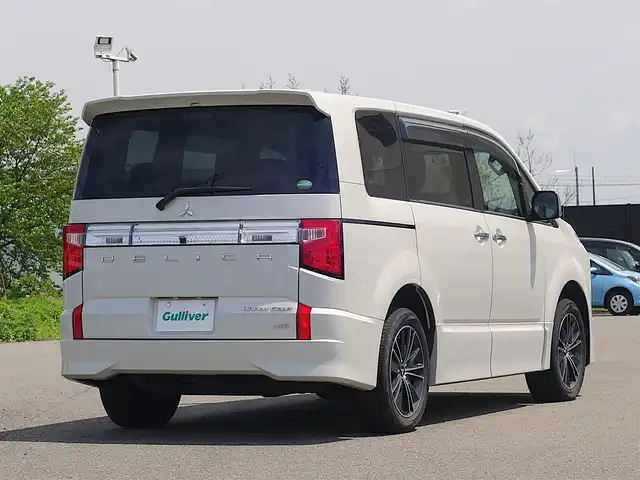 三菱 デリカＤ：５ アーバンギア G パワーパッケージ 山形県 2020(令2)年 8.2万km ウォームホワイトパール 4WD/衝突被害軽減システム/全周囲カメラ/両側パワースライドドア/電動リアゲート/レーダークルーズコントロール/LEDオートヘッドライト/パワーシート/シートヒーター/純正18インチアルミホイール/オートサイドステップ/アイドリングストップ/ステアリングスイッチ/パドルシフト/スマートルームミラー/IC付ターボ/BSM/フォグランプ/スマートキー