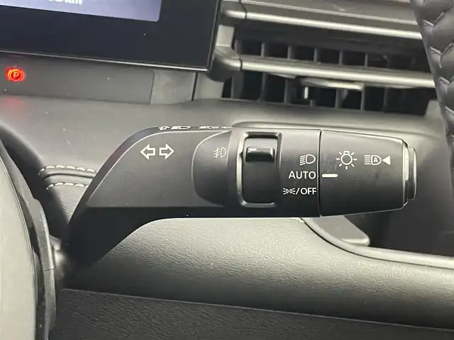 日産 セレナ ハイウェイスター V 埼玉県 2023(令5)年 1.3万km 赤 純正12.3インチナビ/　AM FM Bluetooth USB AppleCarPlay/フルセグTV/アラウンドビューモニター/デジタルインナーミラー/前後方ドライブレコーダー/LEDオートヘッドライト/両側パワースライドドア/ワイヤレス充電/前後クリアランスソナー/純正16インチアルミホイール/エマージェンシーブレーキ/プロパイロット/ビルトインETC2.0