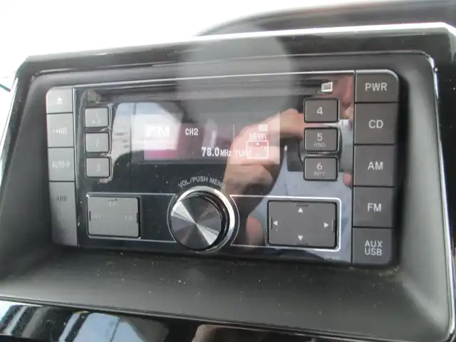 トヨタ ノア X 千葉県 2021(令3)年 2.9万km シルバーM ワンオーナー/純正オーディオ【CD/AUX/USB】/フロント、リアコーナーセンサー/社外前後ドライブレコーダー/片側パワースライドドア/トヨタセーフティセンス/クルーズコントロール/純正ビルトインETC/LEDヘッドライト/リモコンキー/ISOFIX/Rミラー/R4、5、6年記録簿有