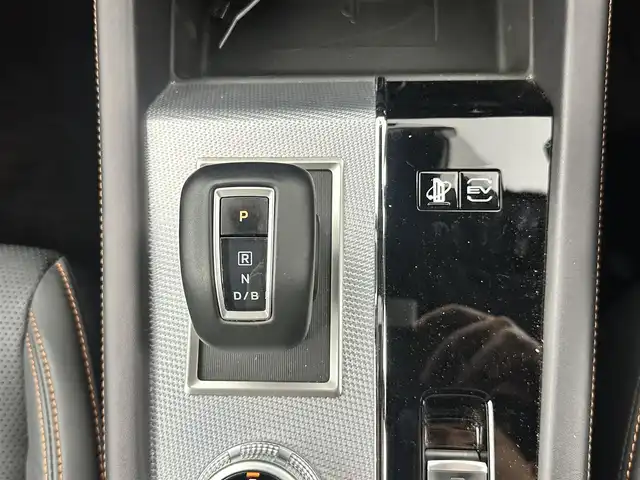 三菱 アウトランダー ＰＨＥＶ P 愛知県 2022(令4)年 3.2万km アメジストブラック/シルキーホワイト 純正ナビ/BOSEスピーカー/全方位カメラ/デジタルインナーミラー/AC1500w/シートマッサージ/メモリシート/ステアリングヒート/パワーシート/ステアリングヒート/オートホールド/ドラレコ/純正フロアマット/シートヒーター