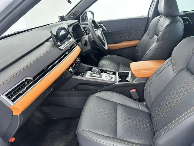 三菱 アウトランダー ＰＨＥＶ P 愛知県 2022(令4)年 3.2万km アメジストブラック/シルキーホワイト 純正ナビ/BOSEスピーカー/全方位カメラ/デジタルインナーミラー/AC1500w/シートマッサージ/メモリシート/ステアリングヒート/パワーシート/ステアリングヒート/オートホールド/ドラレコ/純正フロアマット/シートヒーター