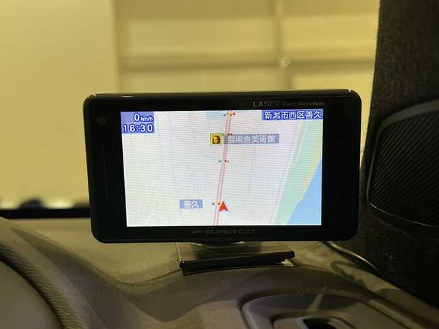 ボルボ ＸＣ４０ T4 AWD インスクリプション 新潟県 2019(平31)年 5.4万km オニキスブラックP harman/kardonサウンド/オキサイドレッドシート（Inscription　専用）/純正HDDナビ/・フルセグ/BT/AppleCarPlay/AndroidAuto/USB/360°リアビューカメラ/前後ドライブレコーダー/インテリセーフ/パークアシストパイロット/ブラインドスポットアシスト/レーンキーピングエイド/クロストラフィックアラート/アダプティブクルーズコントロール/全席シートヒーター/フロントパワーシート/パワーバックドア（ハンズフリーオープニング/クローズ機能）/純正19インチアルミホイール/LEDヘッドライト/パドルシフト/ワイヤレス充電/ETC