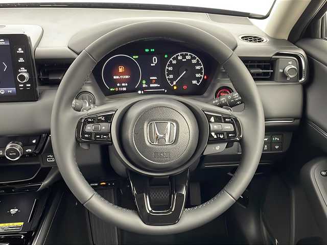 ホンダ ヴェゼル ハイブリッド e:HEV Z 新潟県 2025(令7)年 0.1万km未満 クリスタルブラックパール ４WD/ホンダセンシング/登録未使用車/ホンダコネクトディスプレイ/　　フルセグ/applecarplay/androidauto/AM/FM//　　BT/USB/バックモニター/ハンズフリーアクセスパワーバックドア/アダプティブクルーズコントロール/LEDシーケンシャルターンランプ/アダプティブドライビングビーム/ハーフレザーシート/前席シートヒーター/18インチ純正アルミホイール付/電動パーキングブレーキ/オートブレーキホールド/typeCポート/置くだけ充電/ミラーヒーター/ステアリングスイッチ/ステアリングヒーター/ブラインドスポットモニター/スペアキー/スマートキー/ETC2.0