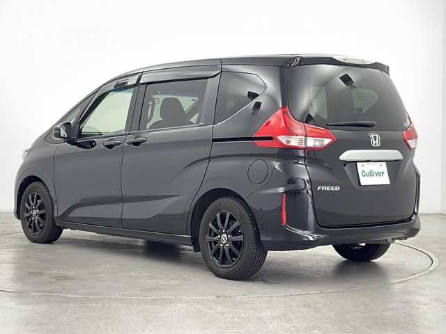 ホンダ フリード G ホンダセンシング 群馬県 2017(平29)年 4.3万km クリスタルブラックパール 純正９型ナビ　バックカメラ　衝突被害軽減ブレーキ　両側電動スライドドア　ビルトインETC 前後ドライブレコーダー　LEDヘッドライト　ステアリングリモコン　オートライト　スマートキー　禁煙車