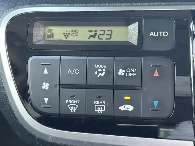 ホンダ Ｎ ＢＯＸ 2トーン G Lパッケージ 福島県 2015(平27)年 6万km ブリリアントスポーティブルーメタリック2トーン 純正ディスプレイオーディオ/型番：WX-151C/【CD/USB/TV】/バックカメラ/片側電動スライドドア/アイドリングストップ/シートバックテーブル/リアドアサンシェード/純正フロアマット/ドアバイザー