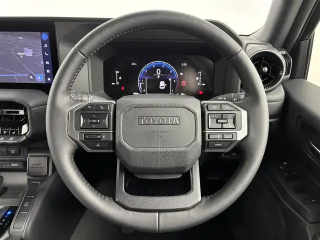 トヨタ ランドクルーザー ２５０ VX 埼玉県 2025(令7)年 0.7万km ブラック ワンオーナー/純正12インチナビ/パイオニアプレミアムサウンド/サンルーフ/パワーバックドア/純正ドライブレコーダー/パワーシート/オートマチックハイビーム/オートライト/パワーウィンドウ/パワーステアリング/ETC2.0