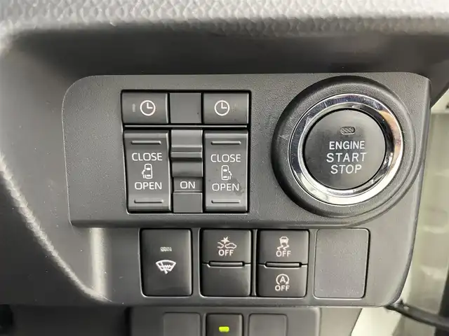 トヨタ ルーミー カスタムG 福井県 2022(令4)年 1.7万km パールホワイトⅢ 純正オーディオ/スマートキー/両側パワースライドドア/純正フロアマット/純正アルミホイール/前後コーナーセンサー/LEDヘッドライト/フロントフォグランプ/トヨタセーフティセンス