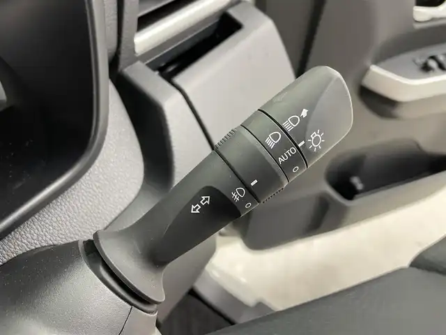 トヨタ ルーミー カスタムG 福井県 2022(令4)年 1.7万km パールホワイトⅢ 純正オーディオ/スマートキー/両側パワースライドドア/純正フロアマット/純正アルミホイール/前後コーナーセンサー/LEDヘッドライト/フロントフォグランプ/トヨタセーフティセンス
