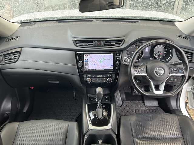 日産 エクストレイル 20X 静岡県 2017(平29)年 3万km ブリリアントホワイトパール 純正SDナビ/・CD/・DVD/・Bluetooth/・フルセグTV/・AM/・FM/主要装備/・プロパイロット/・追従クルコン/・衝突軽減/・コーナーセンサー/・オートホールド/・パワーバックドア/・バックモニター/・ETC/・ドラレコ/・ダウンヒルアシスト/・オートライト/・フォグランプ