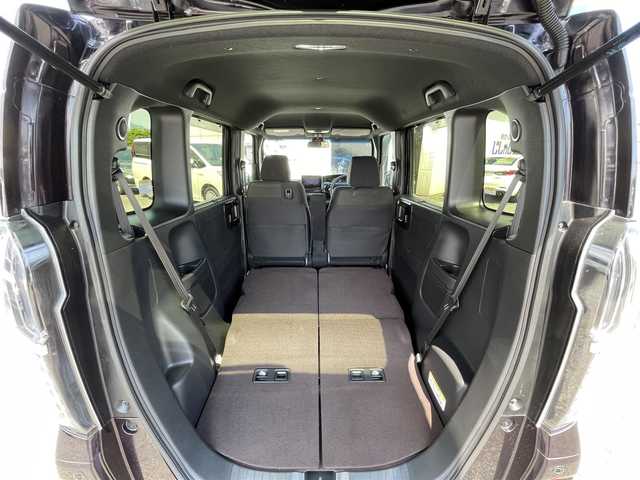 ホンダ Ｎ ＢＯＸ G L ホンダセンシング 神奈川県 2019(平31)年 8.6万km プレミアムベルベットパープル・パール (株)IDOMが運営する【じしゃロン秦野店】の自社ローン専用車両になりますこちらは現金またはオートローンご利用時の価格です。自社ローンご希望の方は別途その旨お申付け下さい/片側パワースライドドア/ETC/社外ナビ/ドアバイザー/衝突軽減システム/LEDヘッドライト