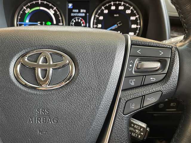 トヨタ アルファードハイブリット SR Cパッケージ 岩手県 2020(令2)年 4.5万km ラグジュアリーホワイトパールクリスタルシャインガラスフレーク ４WD/ツインムーンルーフ/リヤエンターテインメントシステム/寒冷地仕様/三眼フルLEDランプ/両側パワースライドドア/パワーバックドア/エグゼクティブパワーシート/トヨタセーフティセンス/プリクラッシュセーフティ/レーダークルーズコントロール/レーントレーシングアシスト/ロードサインアシスト/アダプティブハイビームアシスト/クリアランスソナー/オートブレーキホールド/MTモード付きAT/パワーシート/シートヒーター・シートベンチレーション（前席）/ステアリングヒーター/ロールサンシェード/純正ディスプレイオーディオ/（フルセグ/USB/HDMI/AppleCarPlay/AndroidAuto/ミラキャスト）/バックカメラ/ETC/ドライブレコーダー/エンジンスターター/リヤフォグランプ