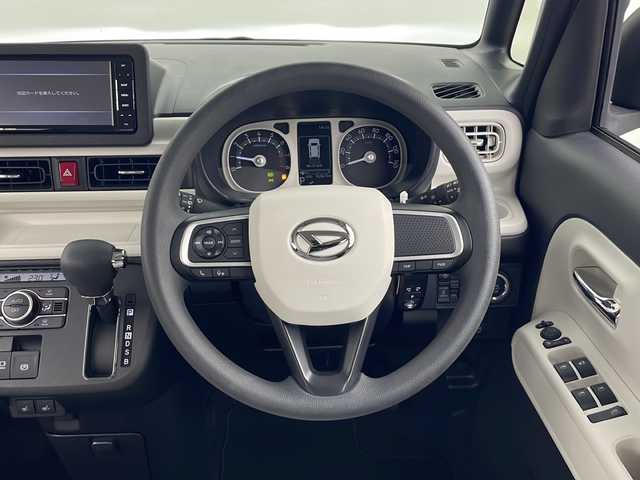 ダイハツ ムーヴ キャンバス ストライプス G 秋田県 2022(令4)年 1.7万km シャイニングホワイトパール/ファインミントメタリック 4WD/スマートアシスト/社外SDナビ/　　CD/DVD/Bluetooth/フルセグ/バックカメラ/両側パワースライドドア/LEDオートライト/LEDフォグランプ/オートマチックハイビーム/前席シートヒーター/コーナーセンサー/純正フロアマット/スマートキー