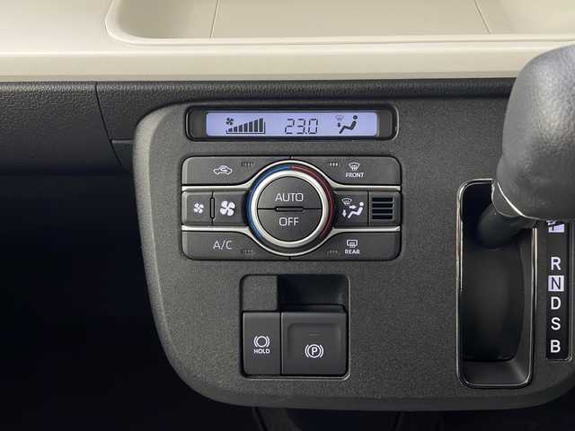 ダイハツ ムーヴ キャンバス ストライプス G 秋田県 2022(令4)年 1.7万km シャイニングホワイトパール/ファインミントメタリック 4WD/スマートアシスト/社外SDナビ/　　CD/DVD/Bluetooth/フルセグ/バックカメラ/両側パワースライドドア/LEDオートライト/LEDフォグランプ/オートマチックハイビーム/前席シートヒーター/コーナーセンサー/純正フロアマット/スマートキー