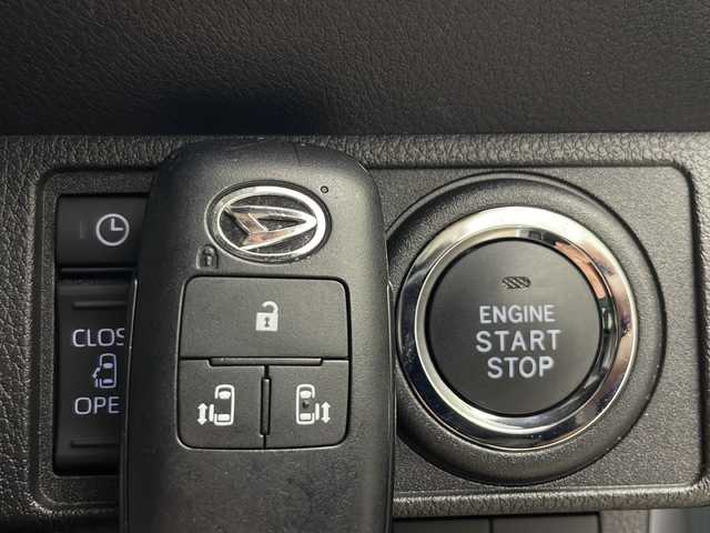 ダイハツ ムーヴ キャンバス ストライプス G 秋田県 2022(令4)年 1.7万km シャイニングホワイトパール/ファインミントメタリック 4WD/スマートアシスト/社外SDナビ/　　CD/DVD/Bluetooth/フルセグ/バックカメラ/両側パワースライドドア/LEDオートライト/LEDフォグランプ/オートマチックハイビーム/前席シートヒーター/コーナーセンサー/純正フロアマット/スマートキー