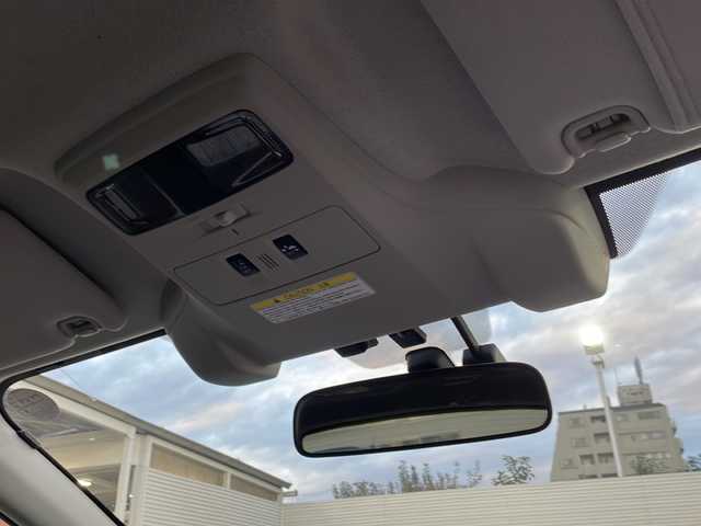 スバル インプレッサ スポーツ 2．0i アイサイト 茨城県 2015(平27)年 3.8万km クリスタルホワイトP (株)IDOMが運営する【じしゃロン水戸店】の自社ローン専用車両になりますこちらは現金またはオートローンご利用時の価格です。自社ローンご希望の方は別途その旨お申付け下さい/ワンオーナー/純正メモリナビ（フルセグ/BT/CD/DVD/FM/AM）/バックカメラ　ETC/アイサイト　Ver3/・クルーズコントロール/・車線逸脱抑制機能/・プリクラッシュブレーキ/パドルシフト/スマートキー×２/純正１６インチアルミ