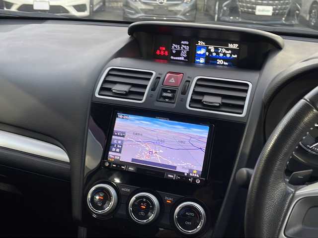 スバル インプレッサ スポーツ 2．0i アイサイト 茨城県 2015(平27)年 3.8万km クリスタルホワイトP (株)IDOMが運営する【じしゃロン水戸店】の自社ローン専用車両になりますこちらは現金またはオートローンご利用時の価格です。自社ローンご希望の方は別途その旨お申付け下さい/ワンオーナー/純正メモリナビ（フルセグ/BT/CD/DVD/FM/AM）/バックカメラ　ETC/アイサイト　Ver3/・クルーズコントロール/・車線逸脱抑制機能/・プリクラッシュブレーキ/パドルシフト/スマートキー×２/純正１６インチアルミ