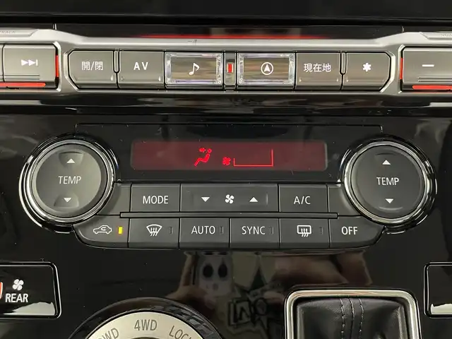三菱 デリカＤ：５ シャモニー 群馬県 2025(令7)年 0.1千km グラファイトグレーメタリック/ブラックマイカ 【登録済未使用車】/アルパインデリカD：５専用１１インチナビ/・AM/FM/CD/DVD/SD/USB/HDMI/Bluetooth/AppleCarPlay/AndroidAuto/AmazonAlexa/フルセグTV/アルパイン12.8インチフリップダウンモニター（ダブルゾーン可）/＝＝＝＝＝/マルチアラウンドモニター/両側パワースライドドア/エレクトリックテールゲート/e-Assist（運転支援機能）/・衝突被害軽減ブレーキ/・車線逸脱警報システム/・アダプティブクルーズコントロール/・後側方車両検知警報システム/・誤発進抑制機能/ハーフレザーシート/前席シートヒーター/ステアリングヒーター/運転席パワーシート/電動パーキングブレーキ/オートブレーキホールド/プッシュスタート/スマートキー×２本