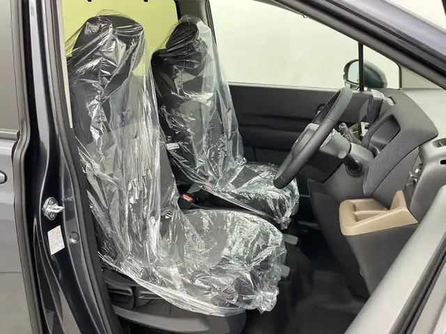 ホンダ フリード ハイブリット e:HEV AIR EX 新潟県 2025(令7)年 0.1千km メテオロイドグレーメタリック 4WD/純正9インチメモリナビ【LXM-242ZFNI】/　フルセTV/Bluetooth/AppleCarPlay/AndroidAuto/ブラインドスポットインフォメーション/踏み間違い衝突軽減システム/レーダークルーズコントロール/衝突被害軽減ブレーキ/レーンキープアシスト/前後コーナーセンサー/両側パワースライドドア/前席シートヒーター/バックモニター/リアクーラー/横滑り防止装置/LEDヘッドライト/オートマチックハイビーム/オートライト/レザーステアリング/ステアリングスイッチ/禁煙車