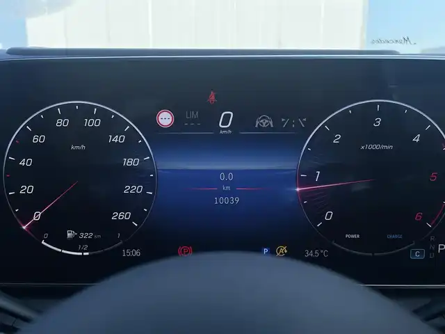 メルセデス・ベンツ Ｍ・ベンツ ＧＬＣ２２０ d 4マチック ドライバーズPKG 東京都 2023(令5)年 1万km ダイヤモンドホワイト Burmesterサウンド/パノラミックルーフ/黒レザーシート/AIRMATICサスペンション/360°カメラ/純正メモリ付パワーシート/レーダーセーフティパッケージ/AMGレザーエクスクルーシブパッケージ/アンビエントライト64色/フルセグTV/Apple Car Play/ワイヤレス充電/前後シートヒーター/ドライバーズパッケージ/リアアクスルステアリング/ETC2.0/パドルシフト