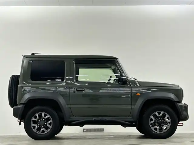 スズキ ジムニー シエラ JC 埼玉県 2020(令2)年 1.3万km ジャングルグリーン 社外グリル 社外テールライト　リアシーケンシャルウィンカー 9インチナビ シートヒーター クルーズコントロール サイドステップバー スズキセーフティセンス ETC 禁煙車 前後ドライブレコーダー