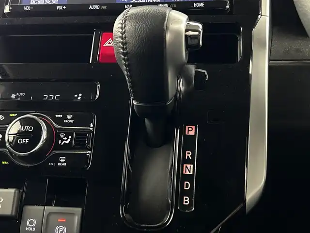 トヨタ ルーミー カスタムG－T 愛知県 2021(令3)年 5.4万km クールバイオレットクリスタルシャイン 禁煙車/純正9インチディーラーオプションナビ/（CD/DVD/Bluetooth/フルセグTV/AM/FM)/全方位カメラ/スマートアシスト/・衝突軽減ブレーキ/・レーンディパーチャーアラート/・オートマチックハイビーム/・先行車発進お知らせ機能/レーダークルーズコントロール/クリアランスソナー/ドライブレコーダー/ETC/前席シートヒーター/電動パーキング/オートホールド/両側パワースライドドア/スマートキー/純正アルミホイール/純正フロアマット/電動格納ミラー