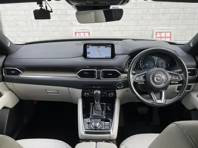 マツダ ＣＸ－８ XD エクスクルーシブモード 群馬県 2019(令1)年 6.1万km ジェットブラックマイカ 安全性能/・レーダークルーズコントロール/・スマートブレーキサポート/・アダプティブLEDヘッドライト/・レーンキープアシスト/・パーキングセンサー/・ブラインドスポットモニター/・標識認識/純正10.25インチSDナビ/　　Bluetooth/フルセグ/CD/DVD/    USB/FM/AM/AUX/   AppleCarPlay/AndroidAuto/BOSEサウンド/サンルーフ/360°ビューモニター/6人乗り/3列シート/白レザーシート/1、2列目パワーシート/1、2列目シートヒーター/1、2列目エアーシート/オートLEDヘッドライト/フォグランプ/リヤフォグランプ/パワーバックドア/ヘッドアップディスプレイ/スマートキー2本/前後ドライブレコーダー/ビルドインETC