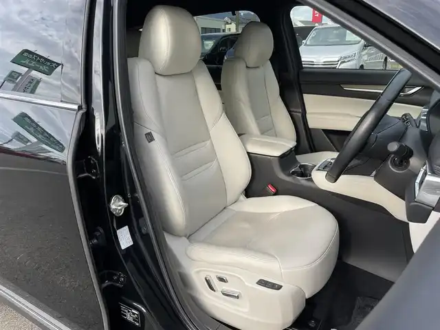 マツダ ＣＸ－８ XD エクスクルーシブモード 群馬県 2019(令1)年 6.1万km ジェットブラックマイカ 安全性能/・レーダークルーズコントロール/・スマートブレーキサポート/・アダプティブLEDヘッドライト/・レーンキープアシスト/・パーキングセンサー/・ブラインドスポットモニター/・標識認識/純正10.25インチSDナビ/　　Bluetooth/フルセグ/CD/DVD/    USB/FM/AM/AUX/   AppleCarPlay/AndroidAuto/BOSEサウンド/サンルーフ/360°ビューモニター/6人乗り/3列シート/白レザーシート/1、2列目パワーシート/1、2列目シートヒーター/1、2列目エアーシート/オートLEDヘッドライト/フォグランプ/リヤフォグランプ/パワーバックドア/ヘッドアップディスプレイ/スマートキー2本/前後ドライブレコーダー/ビルドインETC