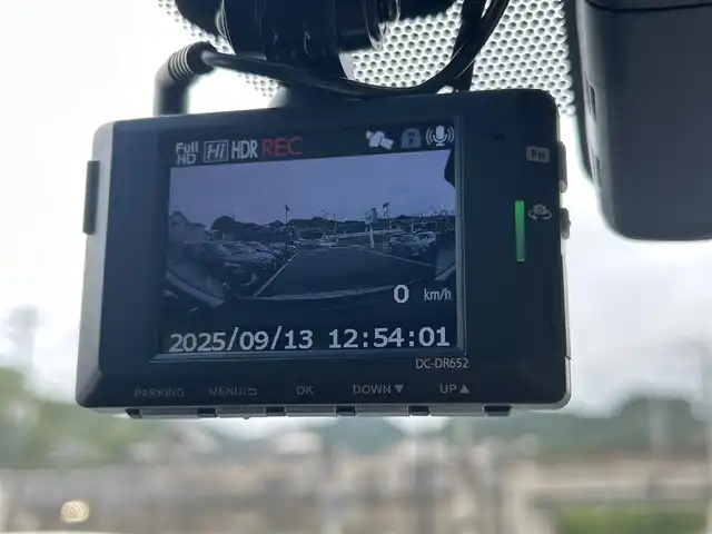 トヨタ アルファード S Cパッケージ 佐賀県 2020(令2)年 4.8万km ホワイトパールクリスタルシャイン ツインムーンルーフ/デジタルインナーミラー/トヨタセーフティセンス/・プリクラッシュセーフティ/・レーントレーシングアシスト/・レーダークルーズコントロール/・オートマチックハイビーム/ブラインドスポットモニター/インテリジェントクリアランスソナー/パーキングサポートブレーキ/リアクロストラフィックアラート/純正ディスプレイオーディオナビ/・バックカメラ/・フルセグTV/BT/純正18インチAW/3眼LEDヘッドライト/フォグランプ/パワーバックドア/両側パワースライドドア/合皮シート/・パワーシート/・シートヒーター/・シートベンチレーション/メタルウッド革巻きステアリング/ステアリングヒーター/前後ドラレコ(DC-DR652)/左右独立エアコン/電動パーキングスイッチ/ETC/スペアキー×１