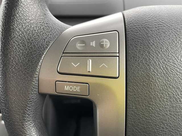 トヨタ ノア X スマートエディション 石川県 2009(平21)年 4.8万km シルバー 純正メモリーナビ/純正CD/ワンセグTV/バックカメラ/HIDヘッドライト/ETC/両側パワースライドドア/スマートキー/プッシュスタート/電動ミラー/オートエアコン