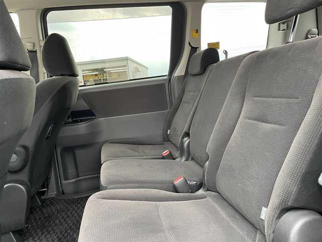 トヨタ ノア X スマートエディション 石川県 2009(平21)年 4.8万km シルバー 純正メモリーナビ/純正CD/ワンセグTV/バックカメラ/HIDヘッドライト/ETC/両側パワースライドドア/スマートキー/プッシュスタート/電動ミラー/オートエアコン