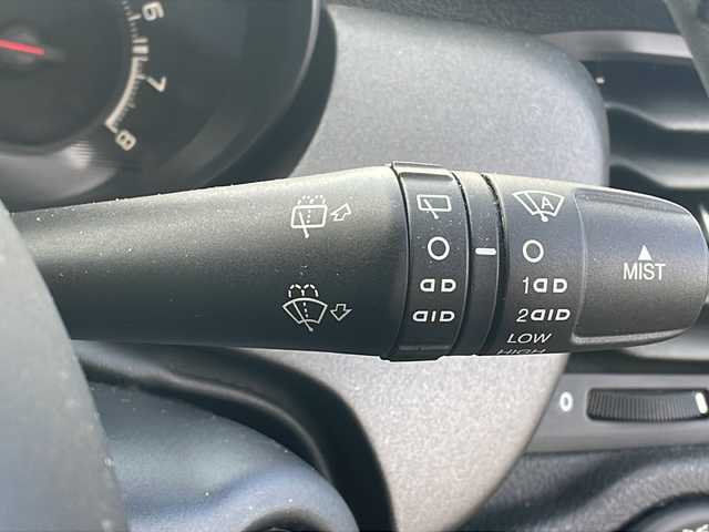 フィアット ５００Ｘ イエロークロス 鹿児島県 2016(平28)年 4万km 黄 前後純正ドライブレコーダー/純正ナビ/バックカメラ/TVフルセグ/CD再生可能/後方コーナーセンサー/レーンキープアシスト/オートライト/LEDヘッドライト/本革シート/純正フロアマット/前席パワーシート/カーテンエアバック/盗難防止装置/スマートキー