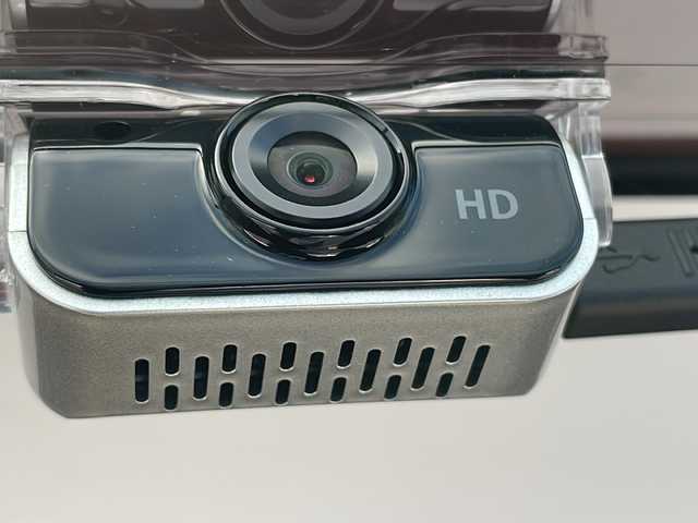 フィアット ５００Ｘ イエロークロス 鹿児島県 2016(平28)年 4万km 黄 前後純正ドライブレコーダー/純正ナビ/バックカメラ/TVフルセグ/CD再生可能/後方コーナーセンサー/レーンキープアシスト/オートライト/LEDヘッドライト/本革シート/純正フロアマット/前席パワーシート/カーテンエアバック/盗難防止装置/スマートキー