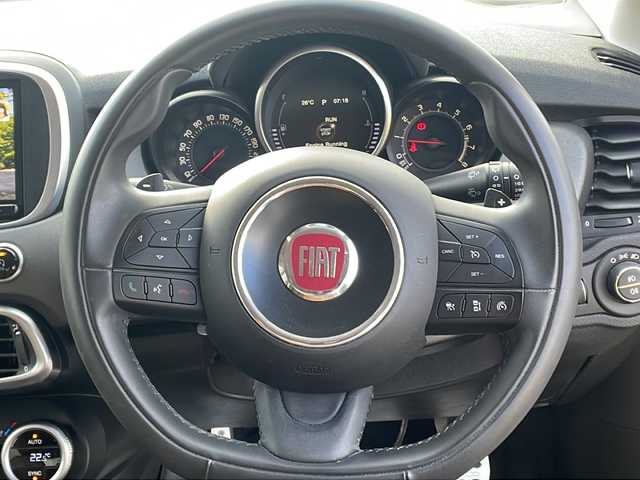 フィアット ５００Ｘ イエロークロス 鹿児島県 2016(平28)年 4万km 黄 前後純正ドライブレコーダー/純正ナビ/バックカメラ/TVフルセグ/CD再生可能/後方コーナーセンサー/レーンキープアシスト/オートライト/LEDヘッドライト/本革シート/純正フロアマット/前席パワーシート/カーテンエアバック/盗難防止装置/スマートキー