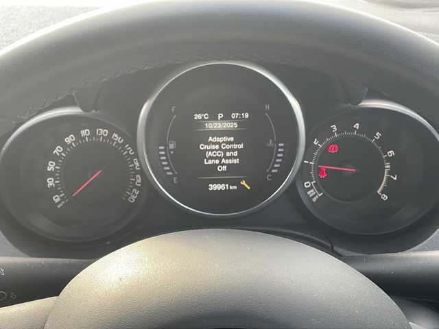 フィアット ５００Ｘ イエロークロス 鹿児島県 2016(平28)年 4万km 黄 前後純正ドライブレコーダー/純正ナビ/バックカメラ/TVフルセグ/CD再生可能/後方コーナーセンサー/レーンキープアシスト/オートライト/LEDヘッドライト/本革シート/純正フロアマット/前席パワーシート/カーテンエアバック/盗難防止装置/スマートキー