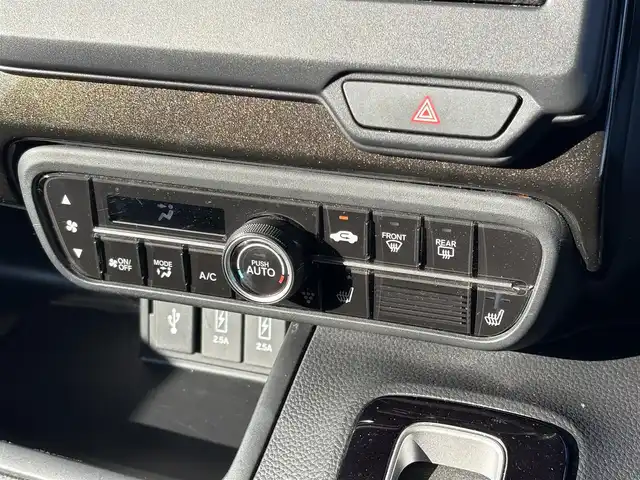 ホンダ Ｎ ＢＯＸ カスタム G L ホンダセンシング 大分県 2019(令1)年 4.9万km クリスタルブラックパール ・ナビ(CD/DVD/SD/BT/USB)/・バックカメラ/・フルセグテレビ/・衝突軽減ブレーキ/・コーナーセンサー/・両側パワースライドドア/・ドライブレコーダー/・ETC/・シートヒーター/・スマートキー/・オートハイビーム/・ステアリングリモコン/・純正アルミホイール
