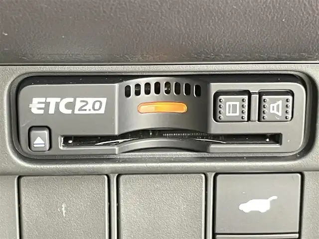 ホンダ ＺＲ－Ｖ ハイブリッド e:HEV Z 千葉県 2022(令4)年 0.4万km ワイン 禁煙車/Honda SENSING/・衝突軽減ブレーキ/・先行車発進お知らせ機能/・歩行者事故低減ステアリング/・路外逸脱抑制機能/・標識認識機能/・アダプティブクルーズコントロール/・車線維持支援システム/・渋滞運転支援機能/・ブラインドスポットインフォメーション/・誤発進抑制機能/・後方誤発進抑制機能/・近距離衝突軽減ブレーキ/・パーキングセンサーシステム/純正9インチホンダコネクトナビ/・フルセグTV/・Bluetooth接続/BOSEプレミアムサウンドシステム/アラウンドビューモニター/レーダークルーズコントロール/LEDオートライト/オートハイビーム/レザーシート/シートヒーター/パワーシート/純正18インチアルミホイール/純正フロアマット/パドルシフト/オートエアコン/USBポート/プッシュスタート/スマートキー