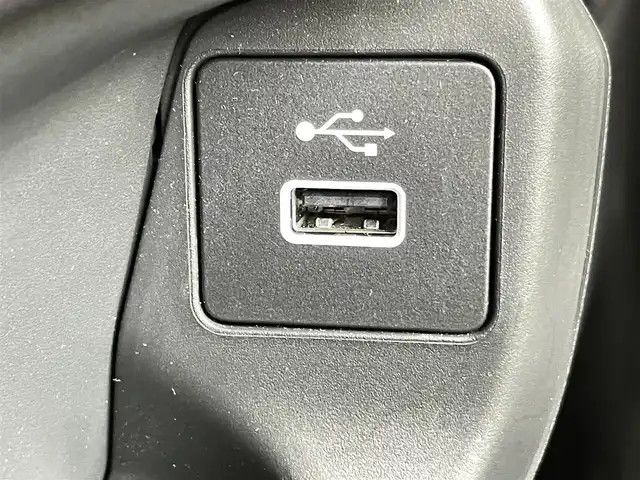 ホンダ ＺＲ－Ｖ ハイブリッド e:HEV Z 千葉県 2022(令4)年 0.4万km ワイン 禁煙車/Honda SENSING/・衝突軽減ブレーキ/・先行車発進お知らせ機能/・歩行者事故低減ステアリング/・路外逸脱抑制機能/・標識認識機能/・アダプティブクルーズコントロール/・車線維持支援システム/・渋滞運転支援機能/・ブラインドスポットインフォメーション/・誤発進抑制機能/・後方誤発進抑制機能/・近距離衝突軽減ブレーキ/・パーキングセンサーシステム/純正9インチホンダコネクトナビ/・フルセグTV/・Bluetooth接続/BOSEプレミアムサウンドシステム/アラウンドビューモニター/レーダークルーズコントロール/LEDオートライト/オートハイビーム/レザーシート/シートヒーター/パワーシート/純正18インチアルミホイール/純正フロアマット/パドルシフト/オートエアコン/USBポート/プッシュスタート/スマートキー