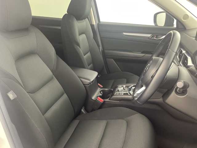 マツダ ＣＸ－５ XD スマートエディション 愛知県 2021(令3)年 4.8万km スノーフレイクホワイトパールマイカ マツダコネクト10.25インチスマートディスプレイ/（フルセグ/Ｂluetooth/ＡＭ/ＦＭ/AppleCarPlay/AndroidAuto)/360度ビューモニター/アドバンスドスマートシティブレーキサポート/・レーンキープアシスト/・レーダークルーズコントロール/・ブラインドスポットモニター/ドライビングポジションサポートパッケージ/・パワーシート/シートメモリー(運転席)/・前席シートヒーター/・ステアリングヒーター/アクティブドライビングディスプレイ/交通標識認識/ＨＵＤ/アドバンスドキーレスエントリシステム/ＬＥＤライト/純正１７インチＡＷ/ＥＴＣ/純正フロアマット