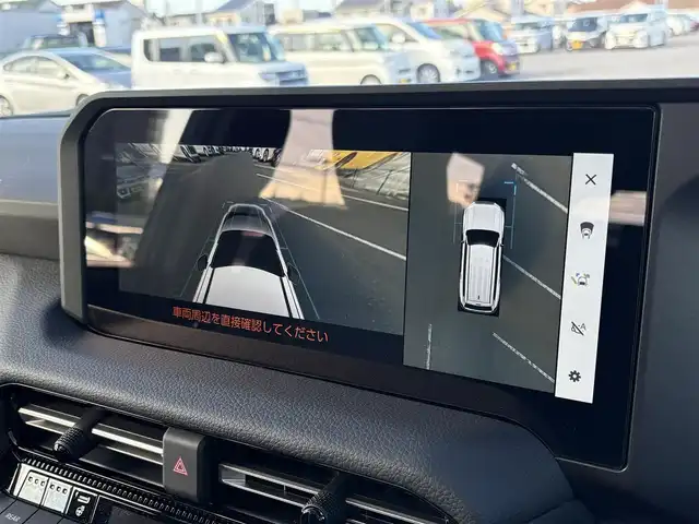トヨタ ランドクルーザー ２５０ VX 大分県 2025(令7)年 0.5万km プラチナホワイトパールマイカ ・ナビ(HDMI/USB/Miracast/BT)/・フルセグテレビ/・全方位カメラ/・サンルーフ/・プリクラッシュセーフティ/・レーンキープアシスト/・ブラインドスポットモニター/・レーダークルーズコントロール/・ETC 2.0/・コーナーセンサー/・パワーシート/・シートヒーター/・シートクーラー/・ステアリングリモコン/・ステアリングヒーター/・デジタルインナーミラー/・MTモード付きAT/・ブレーキホールド/・電動リアゲート/・純正アルミホイール