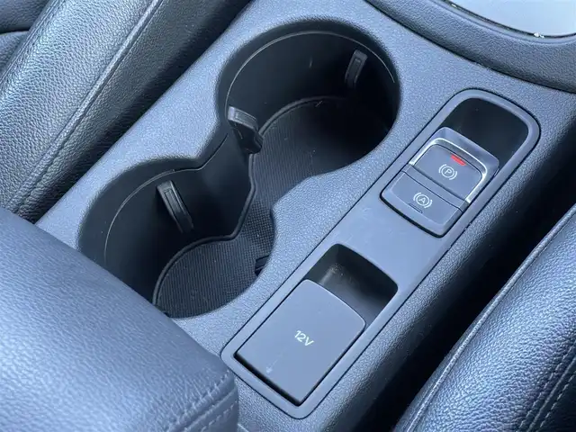 アウディ Ｑ３ 2．0 TFSI クワトロ 180PS 山梨県 2019(平31)年 4.2万km グレイシアホワイトメタリック 黒革シート/シートヒーター/純正ＭＭＩナビ/Ｂカメラ/フルセグ/ＣＤ/ＤＶＤ/前後コーナーセンサー　/ＬＥＤヘッド　/オートハイビーム　/クルーズコントロール　/サイドアシスト　/パワーバックドア　/純正ＯＰドラレコ　/純正１７インチＡＷ