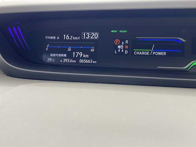 ホンダ フリード ハイブリット G ホンダセンシング 沖縄県 2020(令2)年 6.6万km シルバーミストグリーンM 純正ナビ(VXM-204VFi)/（フルセグＴＶ　ラジオ　ＣＤ　ＤＶＤ　Ｂｌｕｅｔｏｏｔｈ）/バックカメラ/ドライブレコーダー/ＥＴＣ/ホンダセンシング/ステアリングスイッチ/クルーズコントロール/両側パワースライドドア/ＬＥＤヘッドライト/オートライト/クリアランスソナー/スマートキー/プッシュスタート/純正フロアマット/純正15インチアルミホイール/保証書