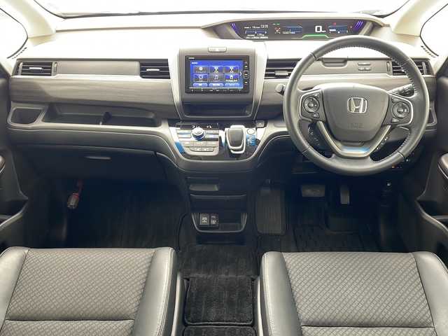 ホンダ フリード ハイブリット G ホンダセンシング 沖縄県 2020(令2)年 6.6万km シルバーミストグリーンM 純正ナビ(VXM-204VFi)/（フルセグＴＶ　ラジオ　ＣＤ　ＤＶＤ　Ｂｌｕｅｔｏｏｔｈ）/バックカメラ/ドライブレコーダー/ＥＴＣ/ホンダセンシング/ステアリングスイッチ/クルーズコントロール/両側パワースライドドア/ＬＥＤヘッドライト/オートライト/クリアランスソナー/スマートキー/プッシュスタート/純正フロアマット/純正15インチアルミホイール/保証書